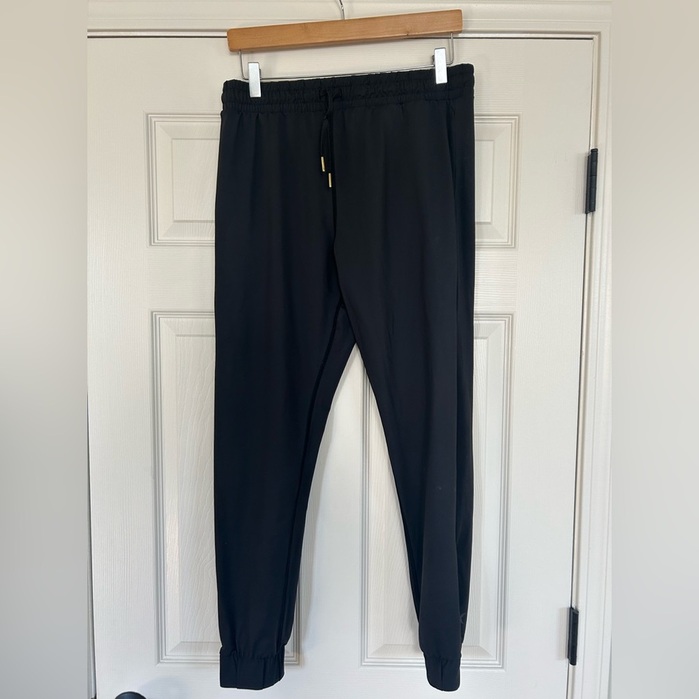 ZYIA women’s black joggers